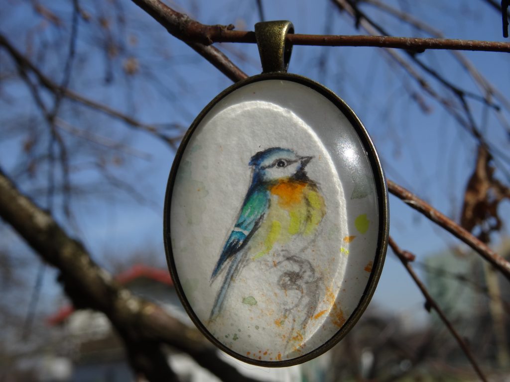 ręcznie malowana biżuteria - ptak